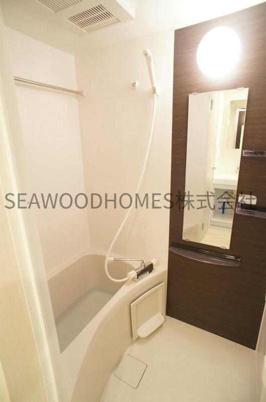 バス・シャワールーム　綺麗なお風呂場で日々の疲れをリフレッシュ♪