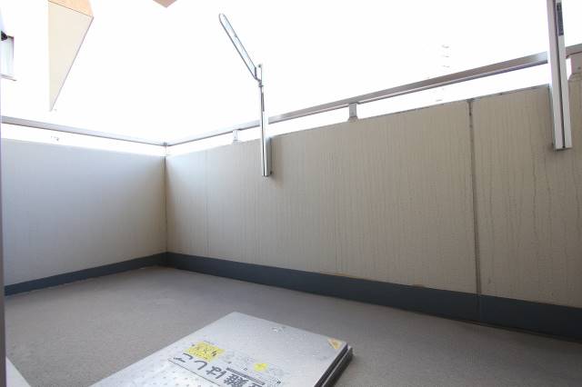 バルコニー　バルコニーも広くて使いやすい