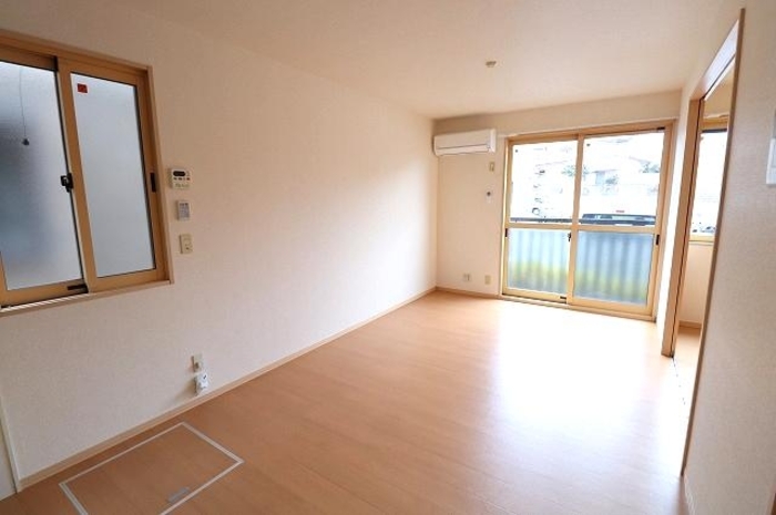 居室・リビング　リビング（エアコン付き）