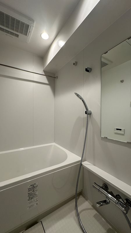 バス・シャワールーム　※別部屋の参考写真です。