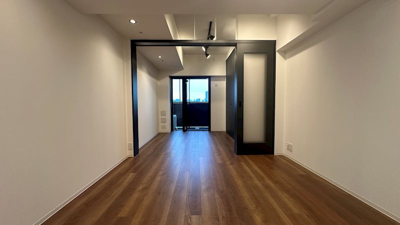 居室・リビング　※別部屋の参考写真です。