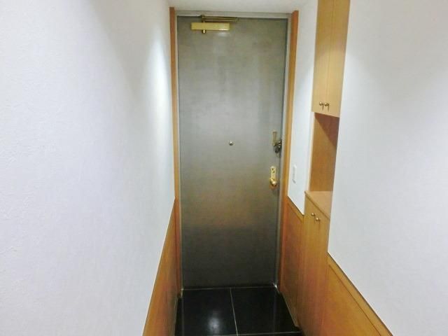 玄関　★玄関横にはシューズボックスもあります★