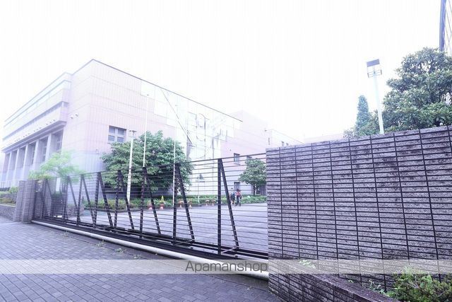 高校・高専　東京都立立川高等学校（高校・高専）まで398m