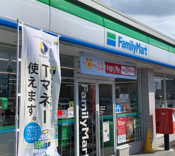 コンビニ　ファミリーマート 守山阿村町店（コンビニ）まで635m