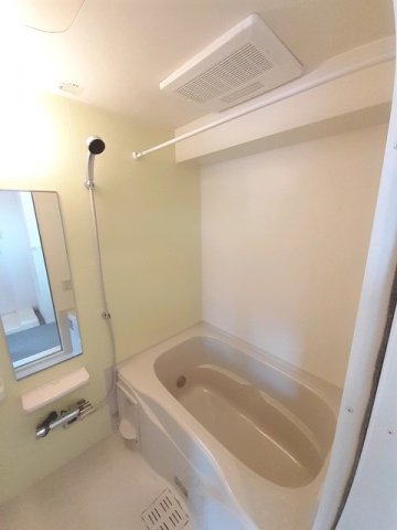 バス・シャワールーム　お風呂です