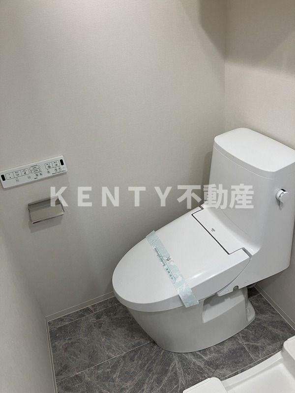 トイレ　落ち着いたトイレです