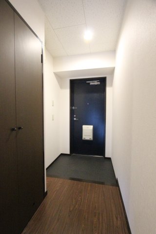 玄関　参考写真です。現況優先。