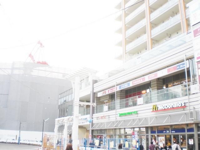 その他　駅前（その他）まで1300m