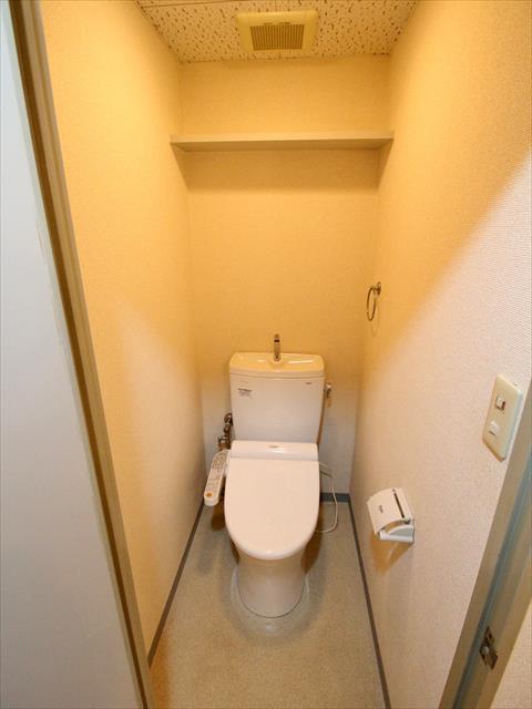 トイレ　松山市味酒町　シャンピア味酒　トイレ