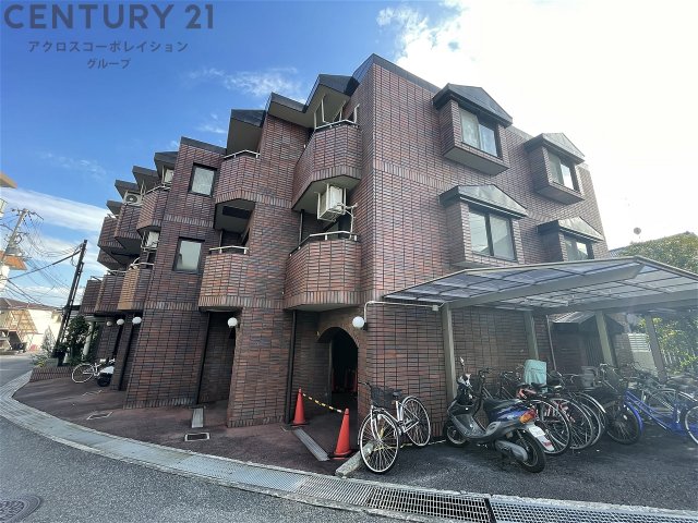 建物外観　オートロック付きで安心です！