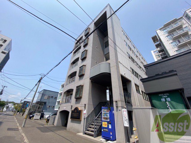 建物外観　札幌市北区北１８条西「メトロサイドパレス北大前」