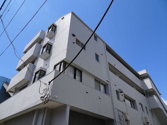 建物外観　外観は落ち着いています