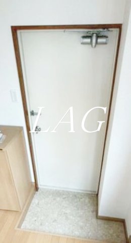玄関　玄関です。