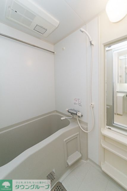 バス・シャワールーム　※写真は同タイプ住戸です。