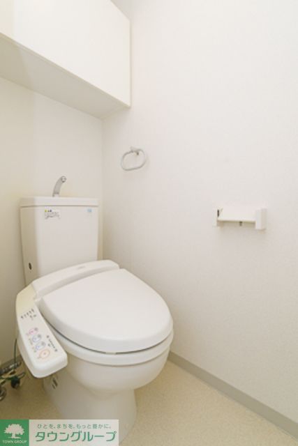 トイレ　※写真は同タイプ住戸です。