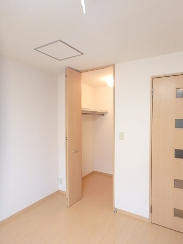 収納　図面と現状に相違がある場合には現状を優先