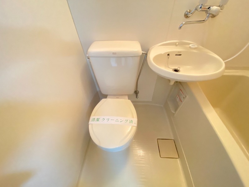 トイレ　別部屋参考写真