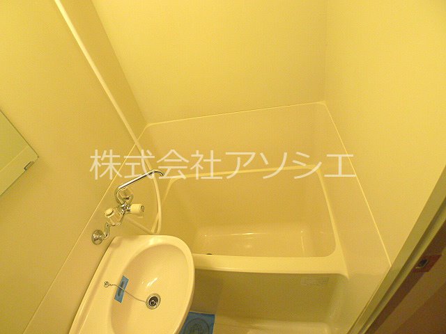 バス・シャワールーム　バスルーム
