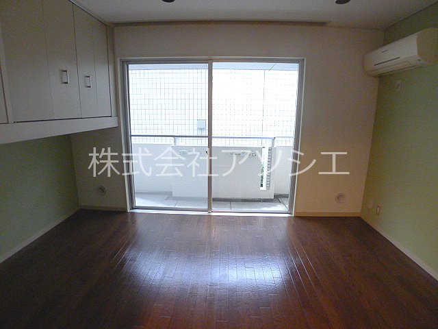 居室・リビング　洋室6帖
