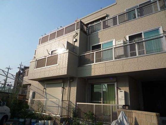 建物外観　2008年完成オートロックマンション！