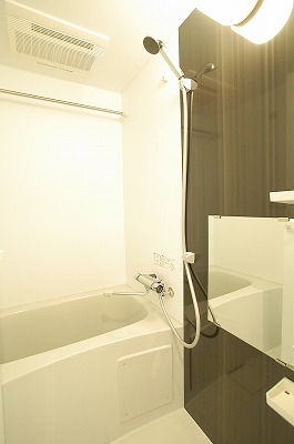 バス・シャワールーム　別部屋参考写真