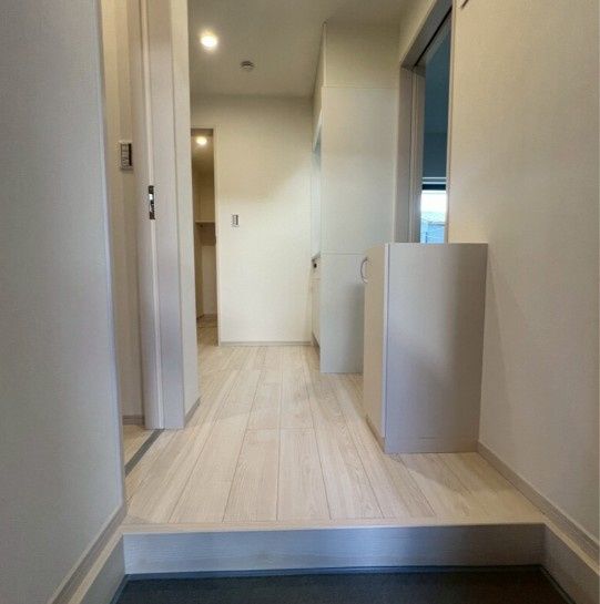 玄関　同施工別物件
