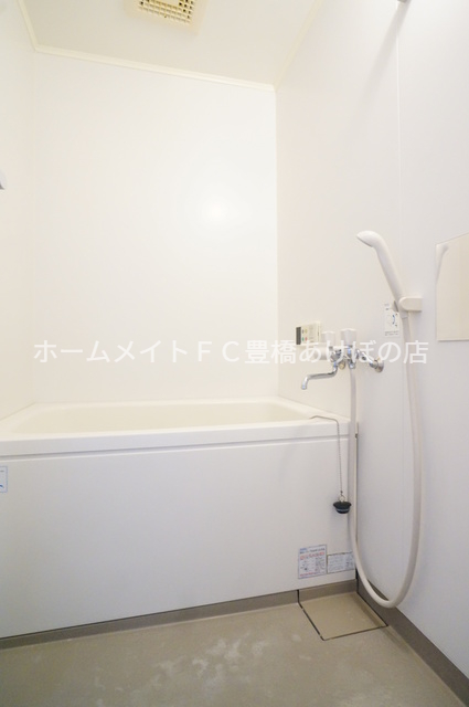 バス・シャワールーム　同型別部屋写真