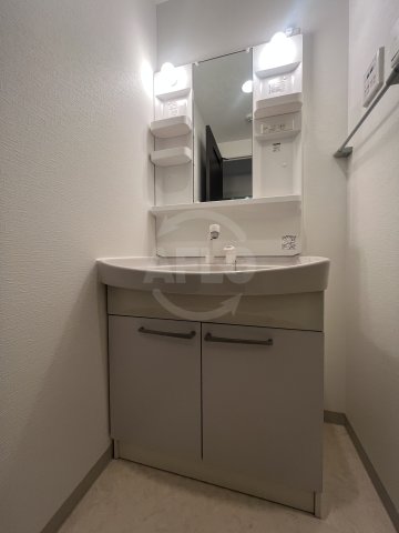 洗面設備　新大阪南グランドマンション　洗面台