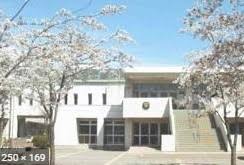 中学校　春日部市立豊春中学校（中学校）まで1762m