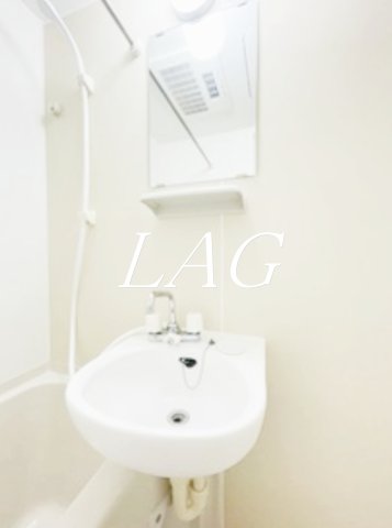 洗面設備　洗面台です。