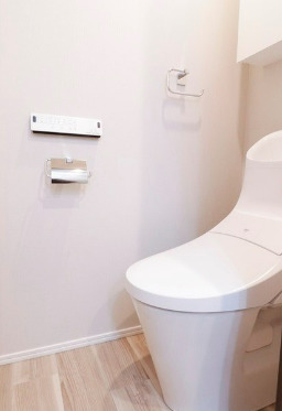 トイレ　落ち着いたトイレです