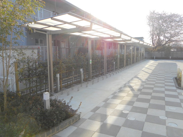 その他共有部分　屋根付き駐輪場