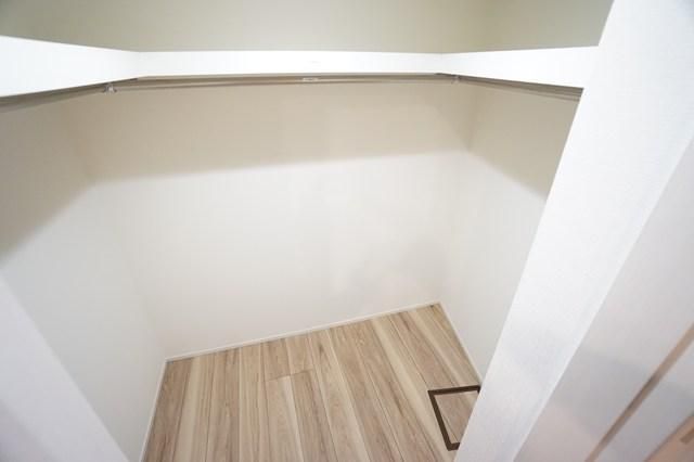 収納　別タイプ部屋　参考写真です
