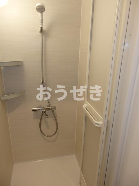 バス・シャワールーム　?