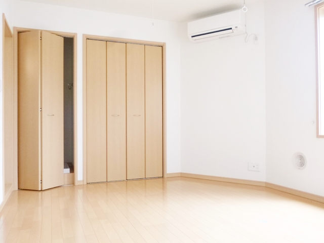 その他部屋・スペース　淡い色合いのお部屋です☆