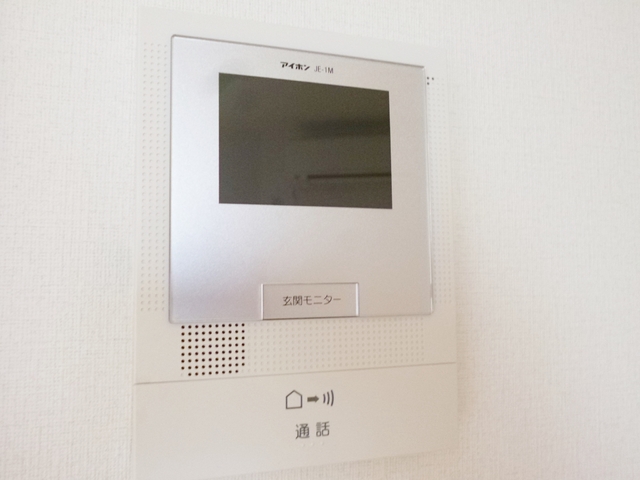 セキュリティ　TVモニタ付きインターホンです☆