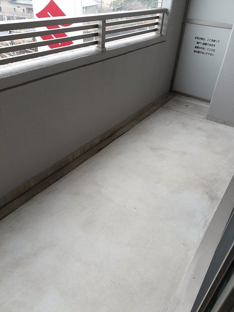バルコニー　ベランダ