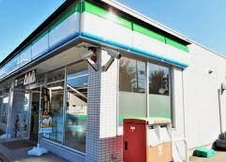 コンビニ　ファミリーマート 緑敷田店（コンビニ）まで233m