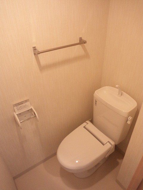 トイレ　トイレ(別部屋参考写真)