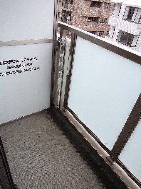 バルコニー　バルコニー(別部屋参考写真)