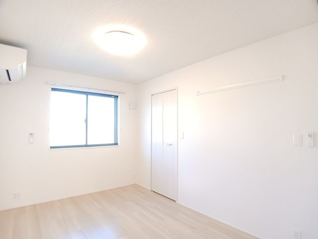 ユングフラウ オオタの内装写真