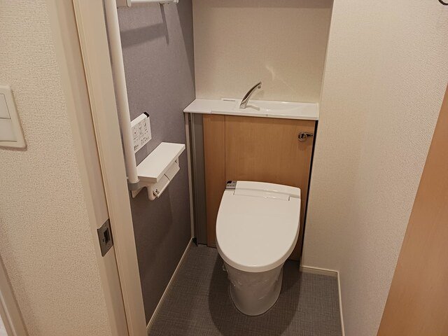トイレ　トイレもきれいです