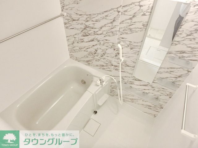 バス・シャワールーム　★浴室乾燥・追い炊き付★