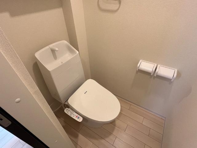 トイレ　トイレ