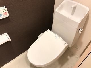 トイレ　トイレ