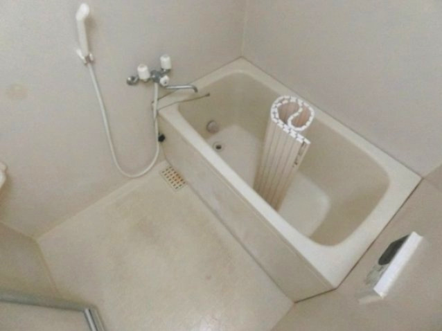 バス・シャワールーム　同物件別部屋イメージ写真