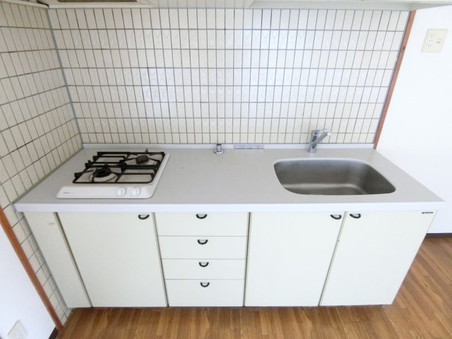 キッチン　同物件別部屋イメージ写真