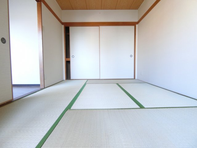 居室・リビング　同物件別部屋イメージ写真