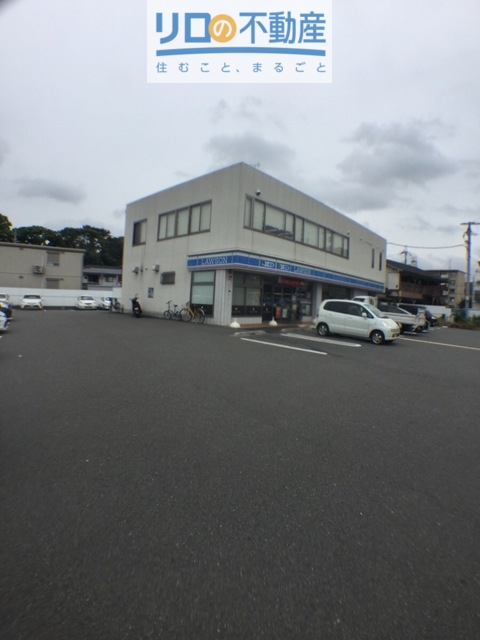 コンビニ　ローソン伊丹北本町2丁目店（コンビニ）まで1051m