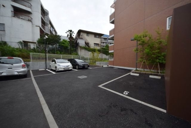駐車場　★お問い合わせはタウンハウジングまで★